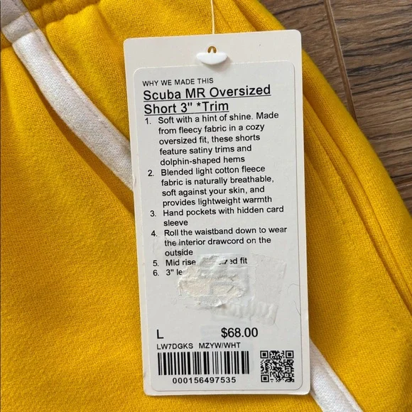 NWT Scuba Mid Rise Oversized Short 3” Trim Women’s Size Large MZYW/WHT - Picture 3 of 9